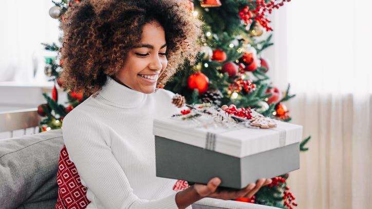 8 unique gifts for the women on your holiday list this season