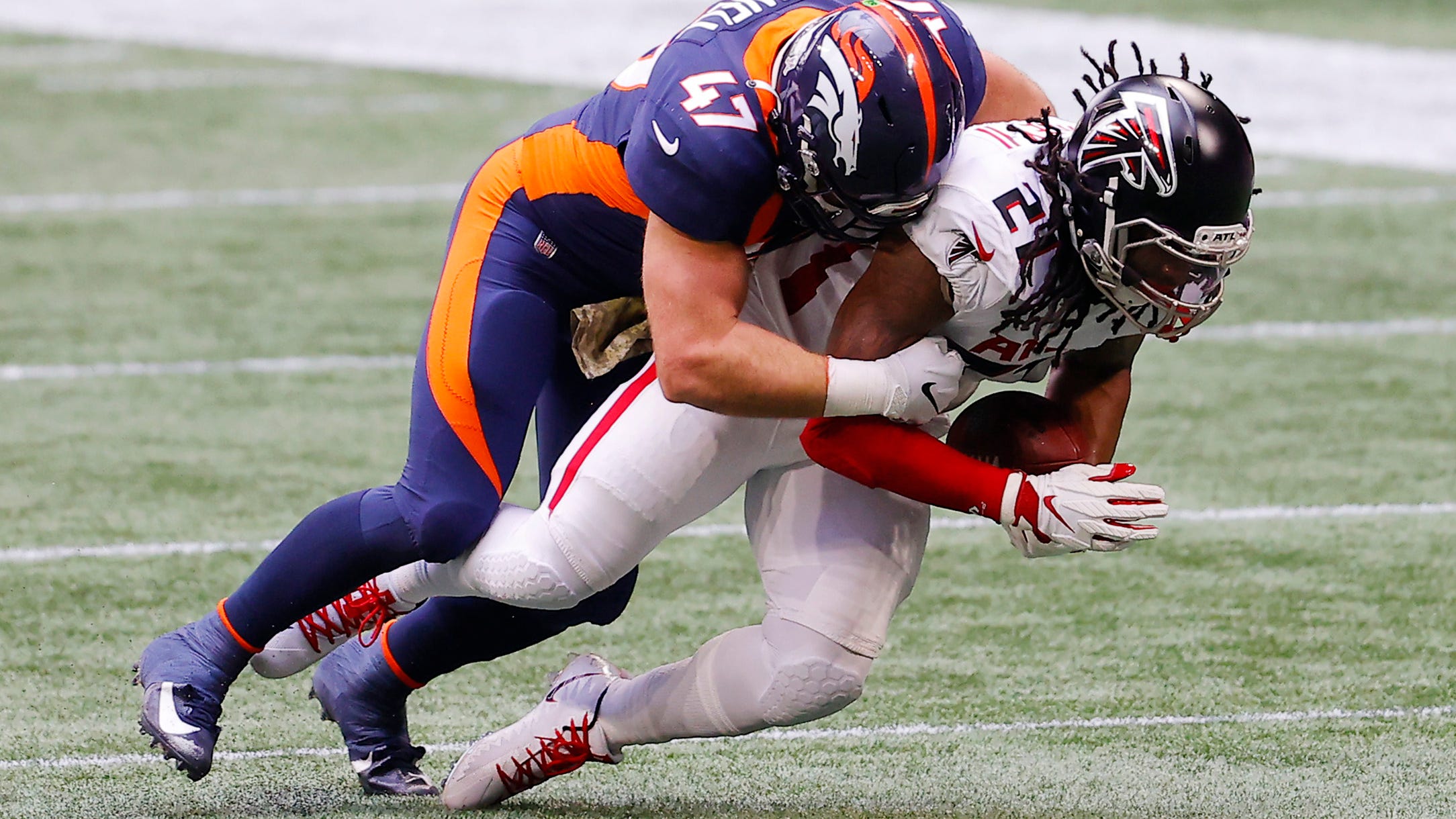 Falcons benching Pro Bowler Todd Gurley for Ito Smith