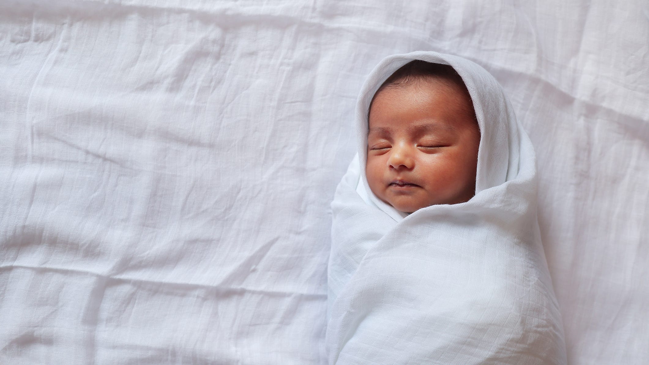 Why it's important for new parents to keep an eye on the shape of their baby's head