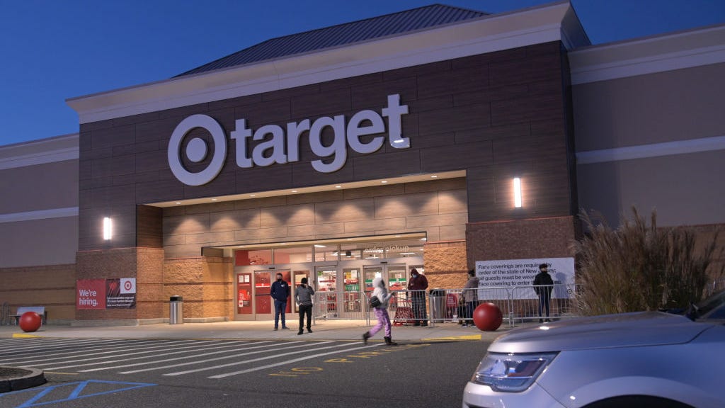 19-year-old felon arrested in armed carjacking at Target