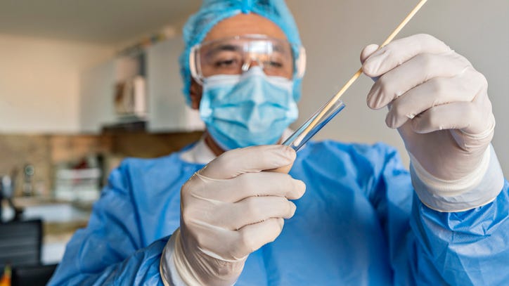 Texas lab workers feeling burned out in non-stop COVID battle