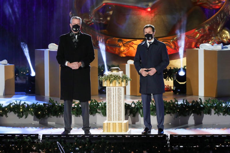 New York City Mayor Bill de Blasio and Rob Speyer speak during the 88th Annual Rockefeller Center Christmas Tree Lighting Ceremony at Rockefeller Center on December 02, 2020 in New York City.