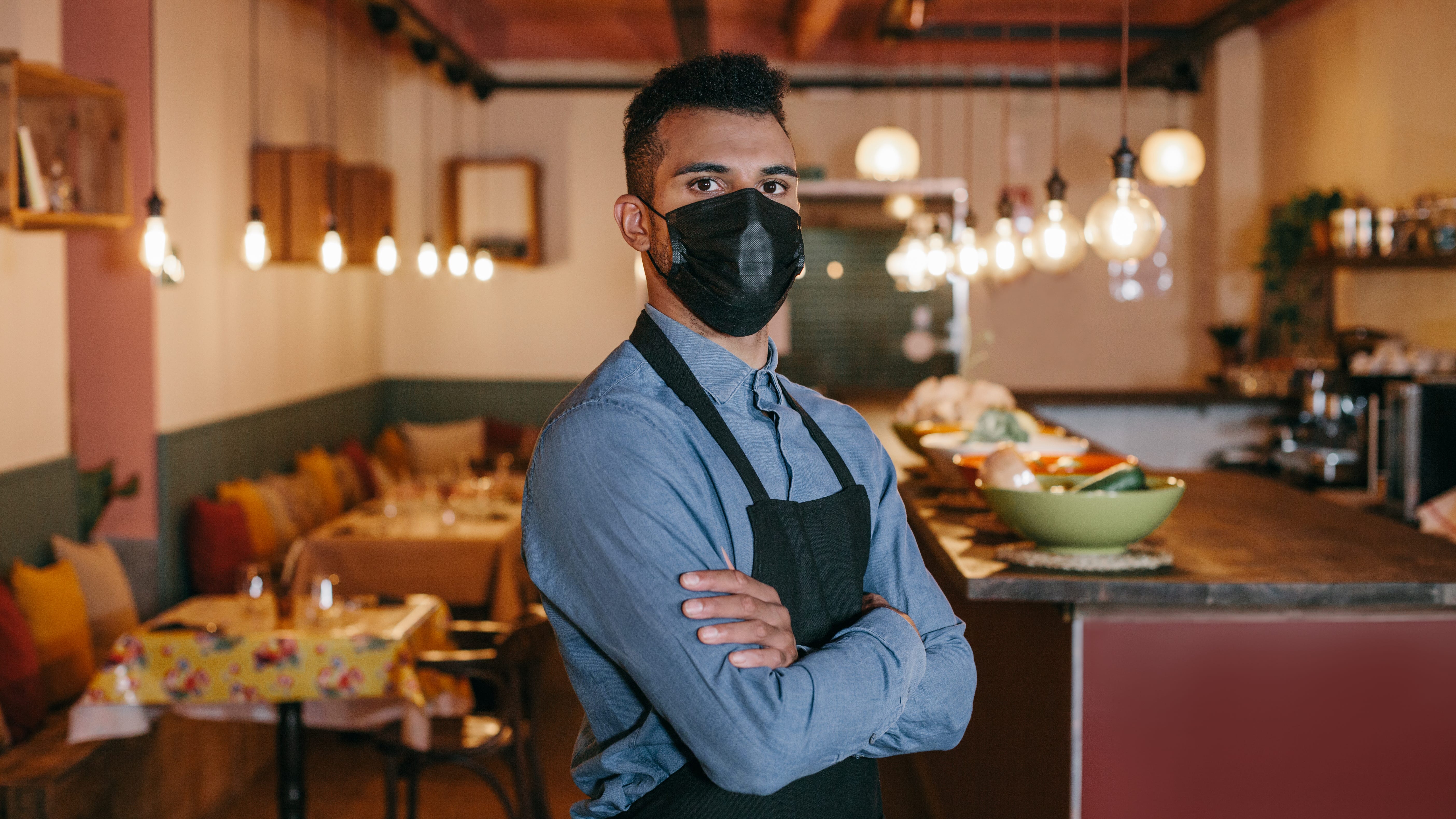 Chicago expands indoor dining
