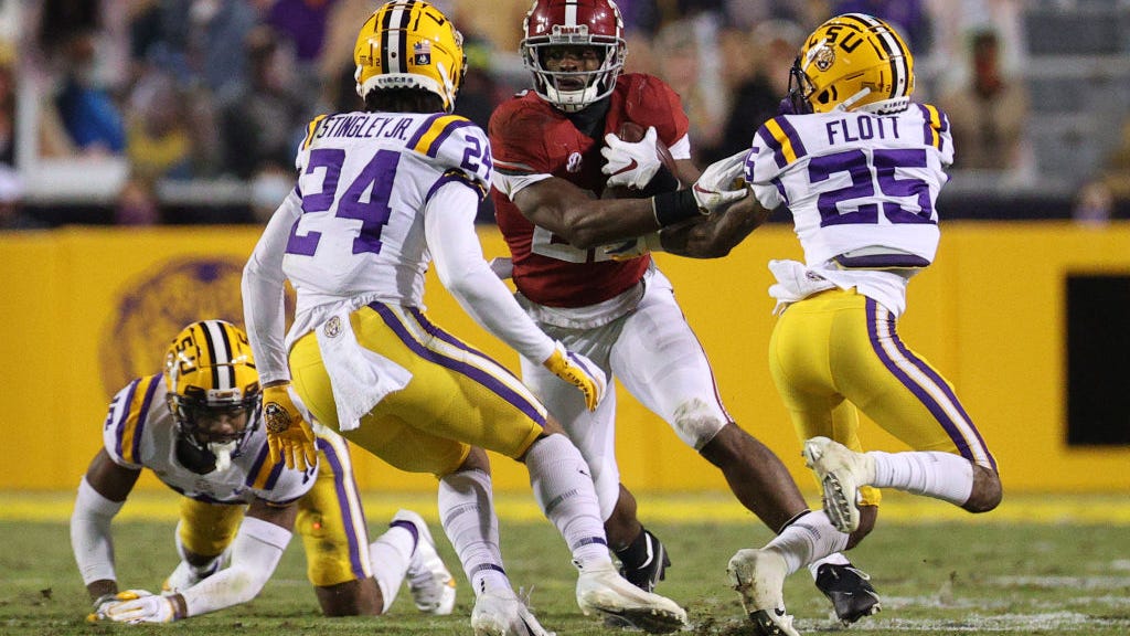 LSU faces Alabama as massive, but experienced, underdogs: 'They're looking forward to this'