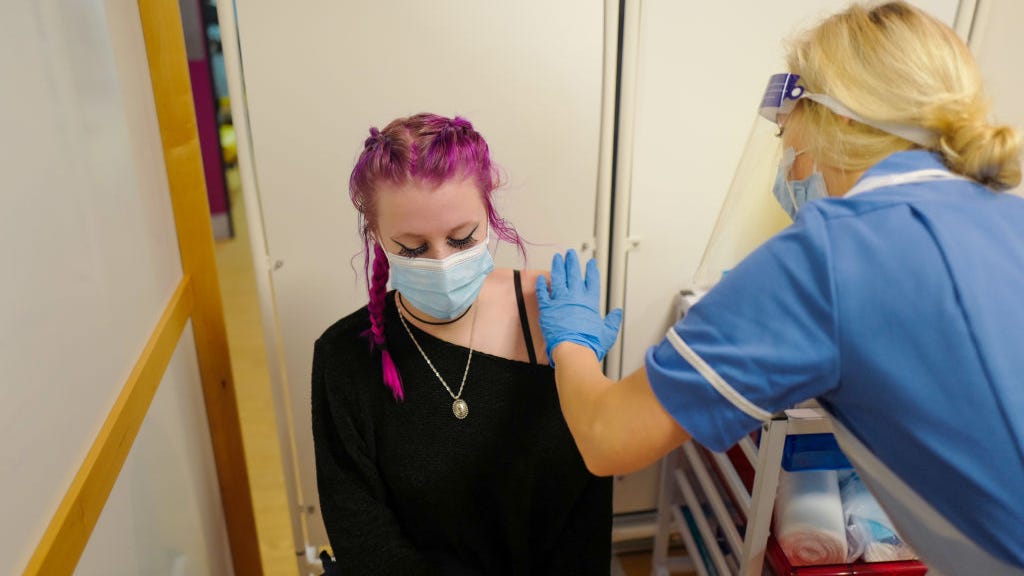 Philly vaccine expert says safety, benefits of COVID-19 shot outweigh possible allergic reaction