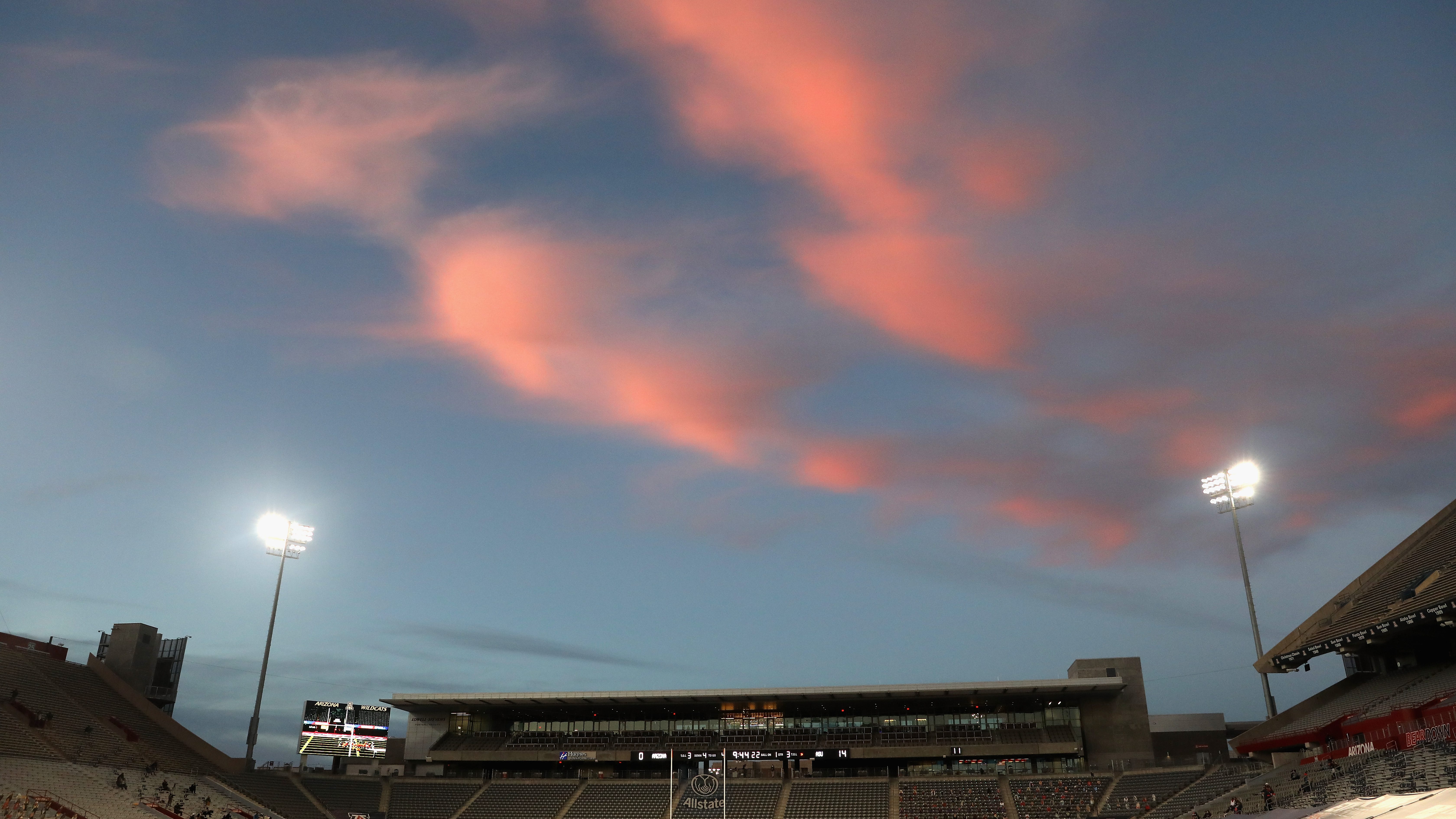 Barstool to serve as title sponsor, hold exclusive broadcast rights for Arizona Bowl