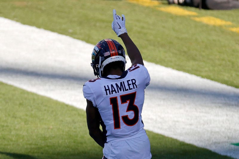 K.J. Hamler points to the sky after catching a deep touchdown.