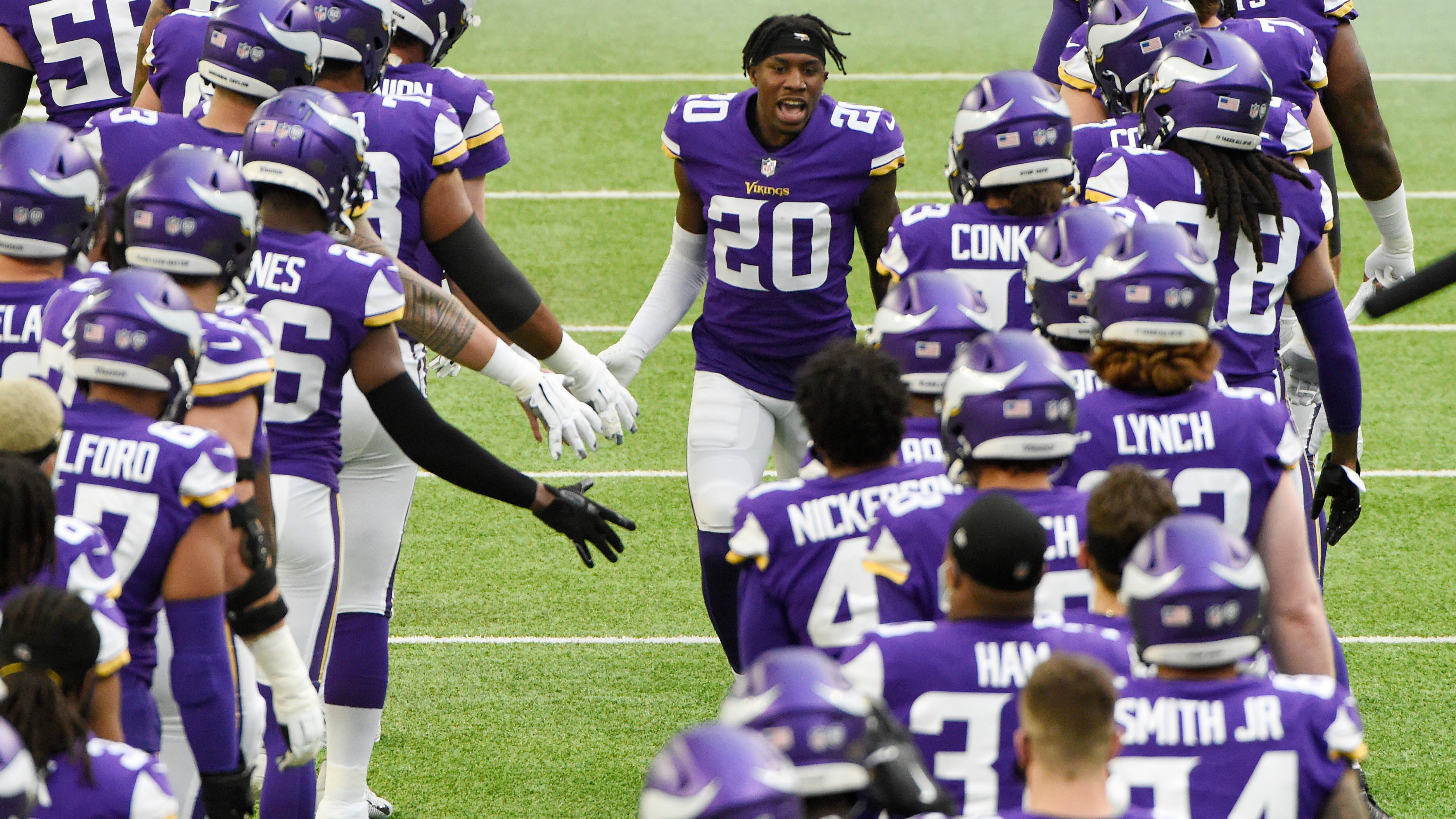 Former Vikings CB Jeff Gladney dies in car accident
