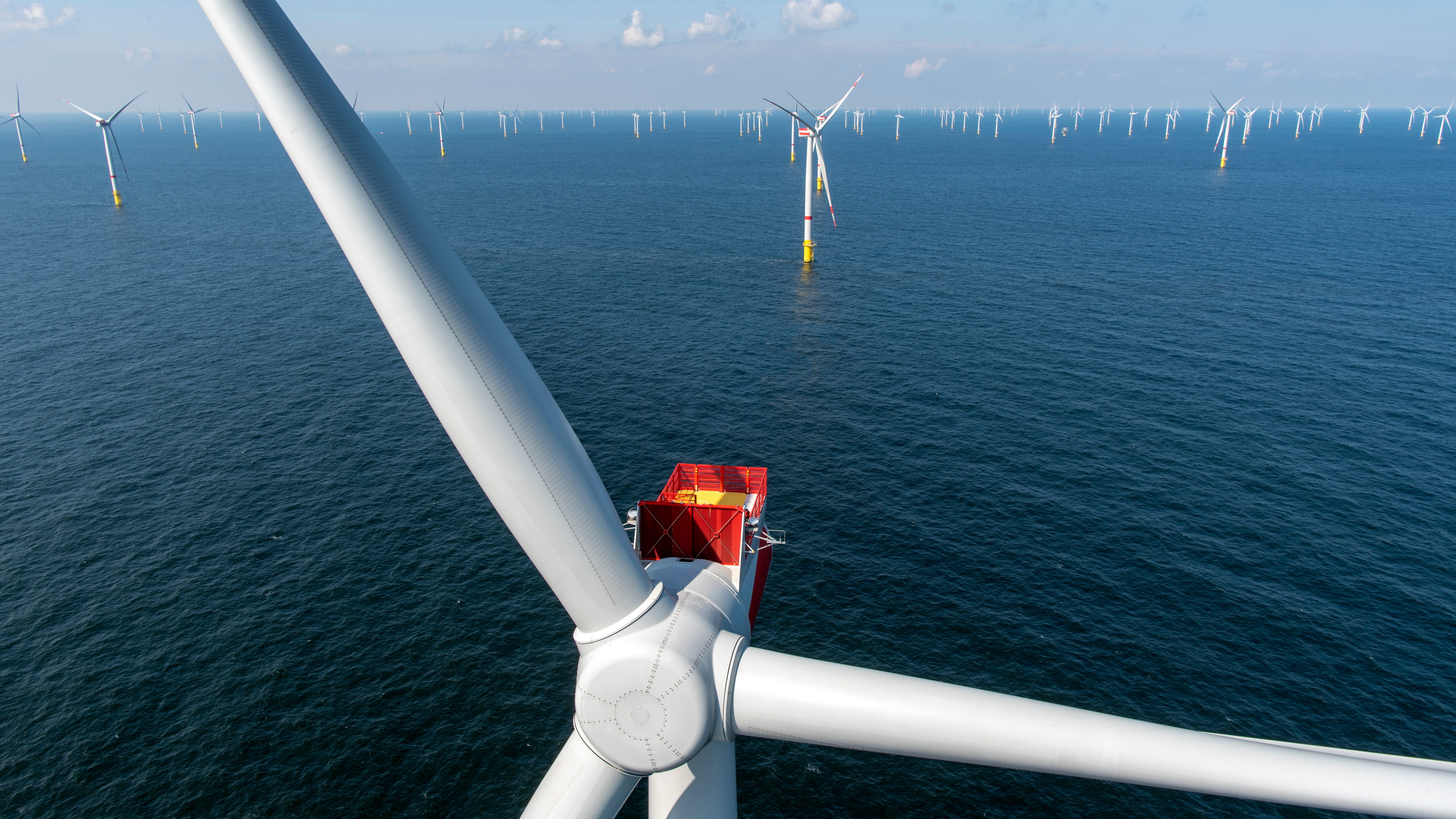 Wind Farms on Lake Michigan part of plan to go from ‘Rust Belt’ to ‘Green Belt’
