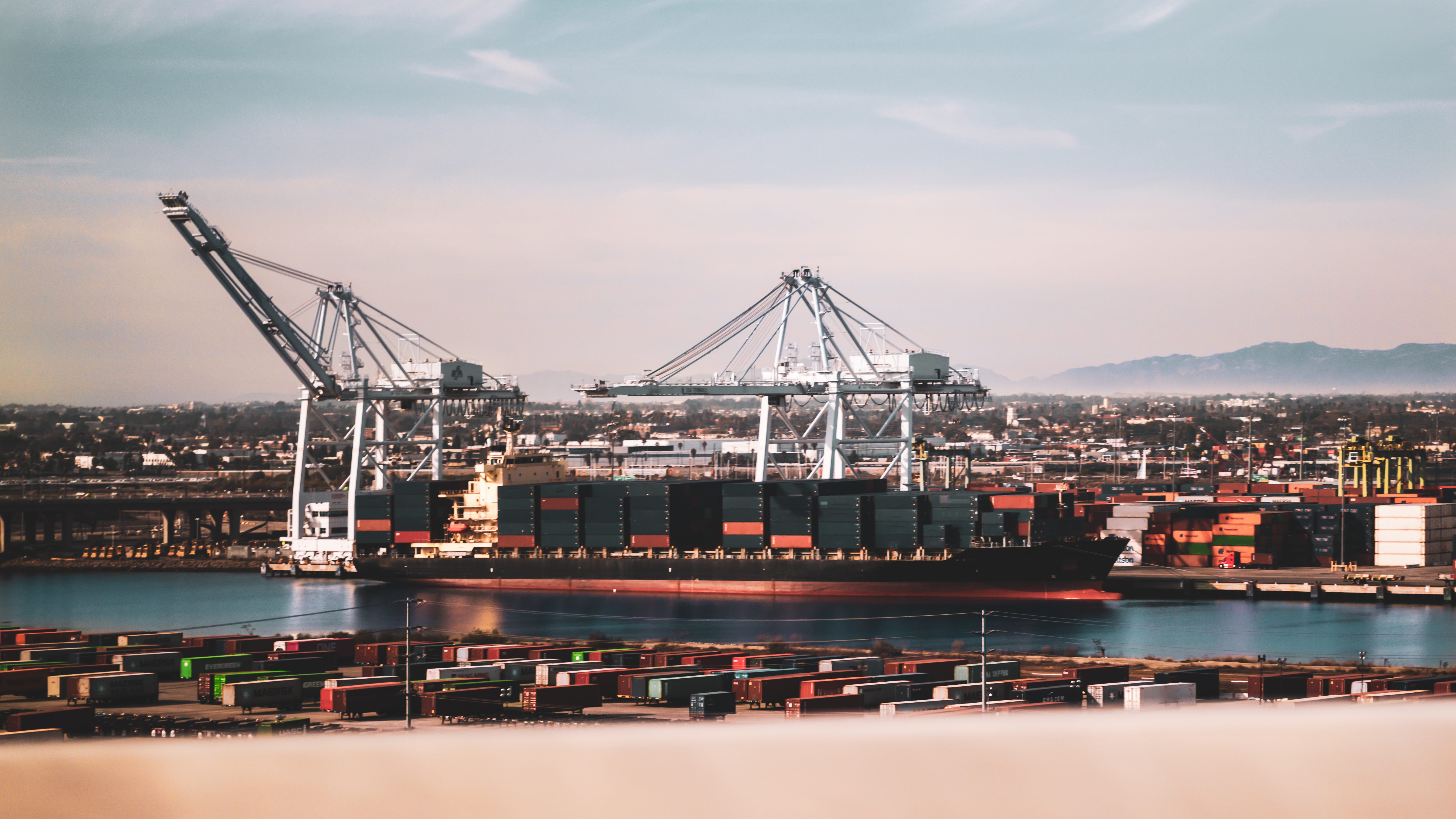 One man wounded, one man arrested in stabbing at the port of Long Beach