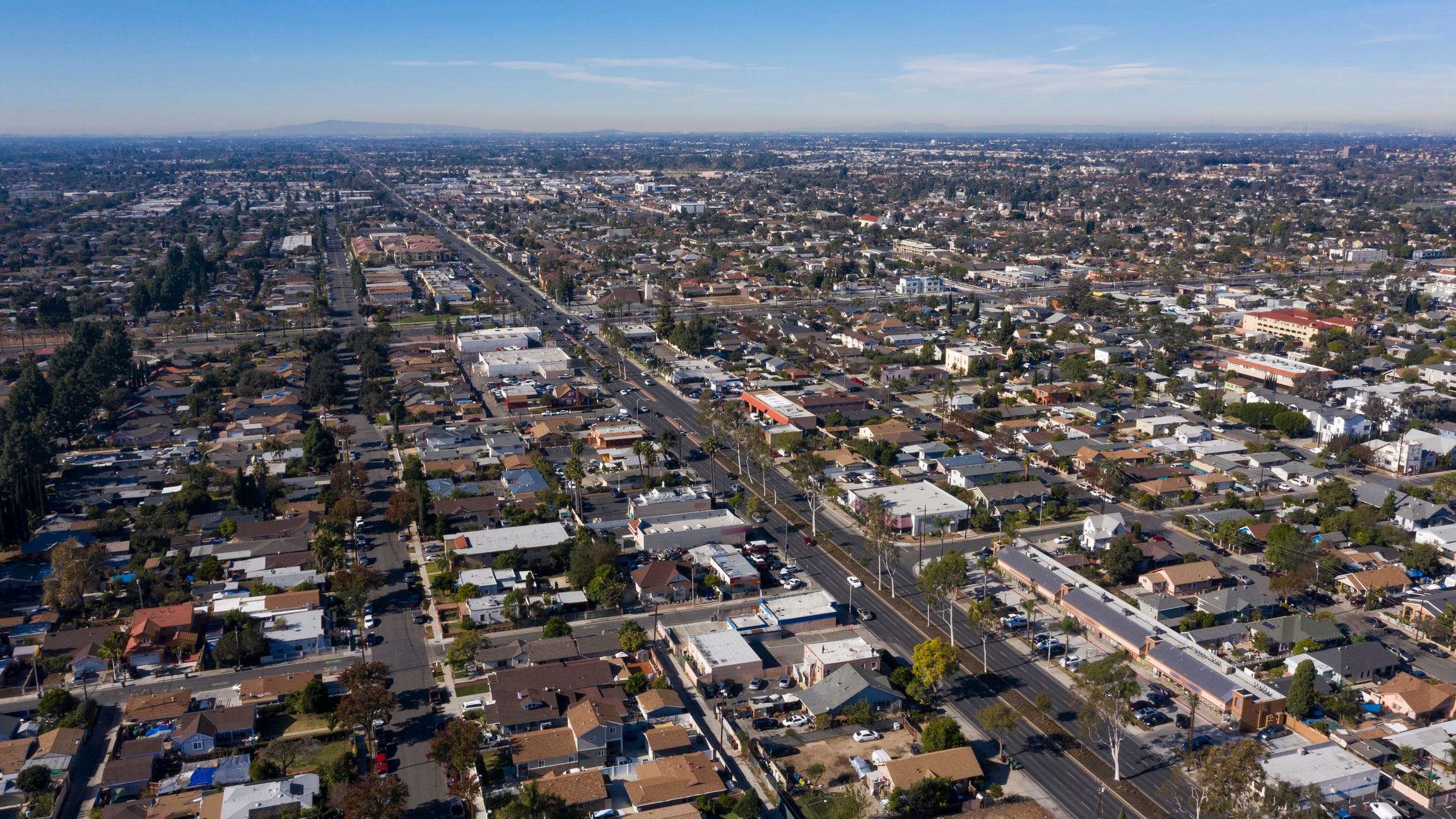 Santa Ana City Council approves O.C.'s first rent control program, other tenant protections