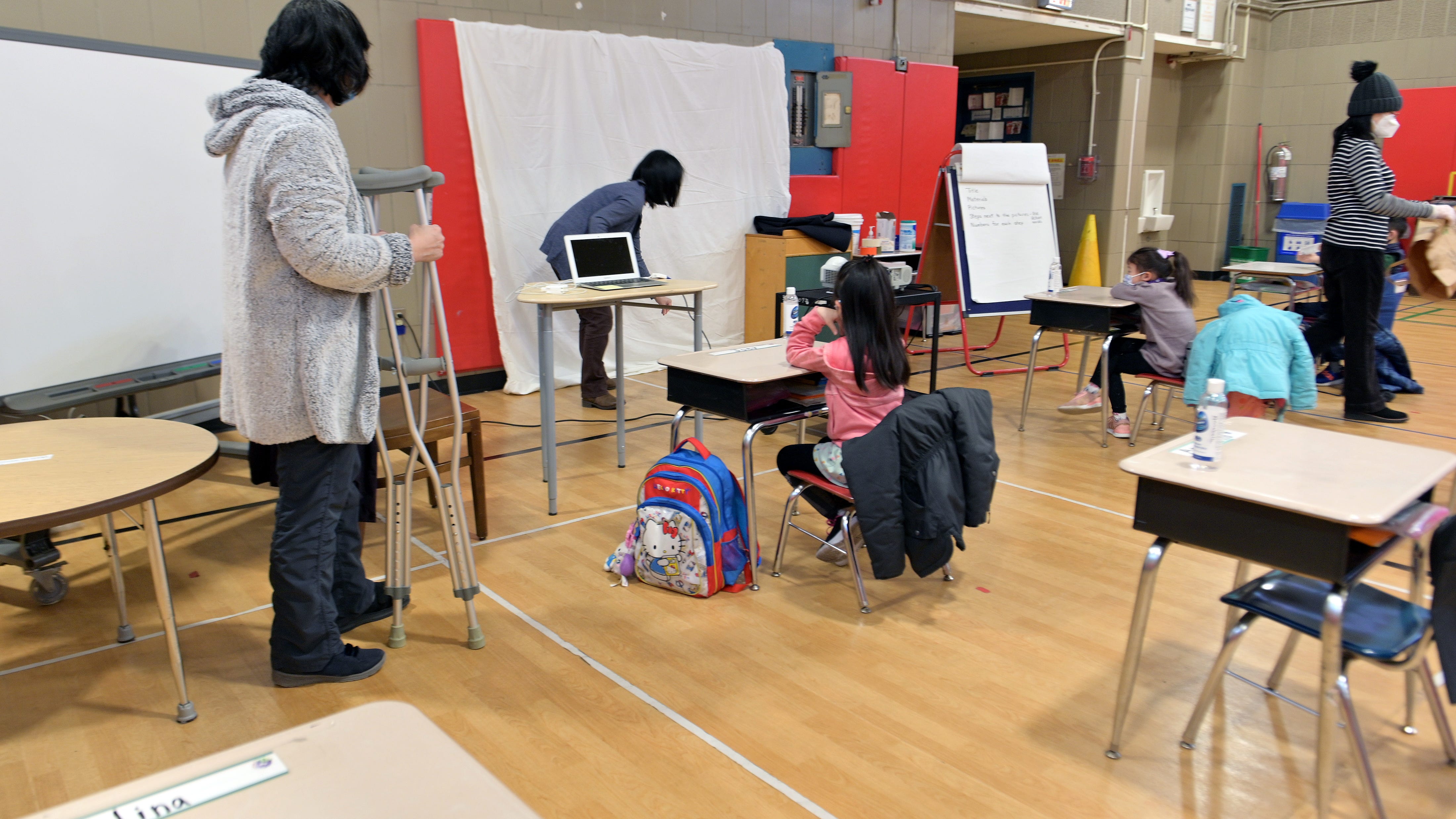 SLPS issues a vaccine mandate for teachers, staff; Refusal may mean termination