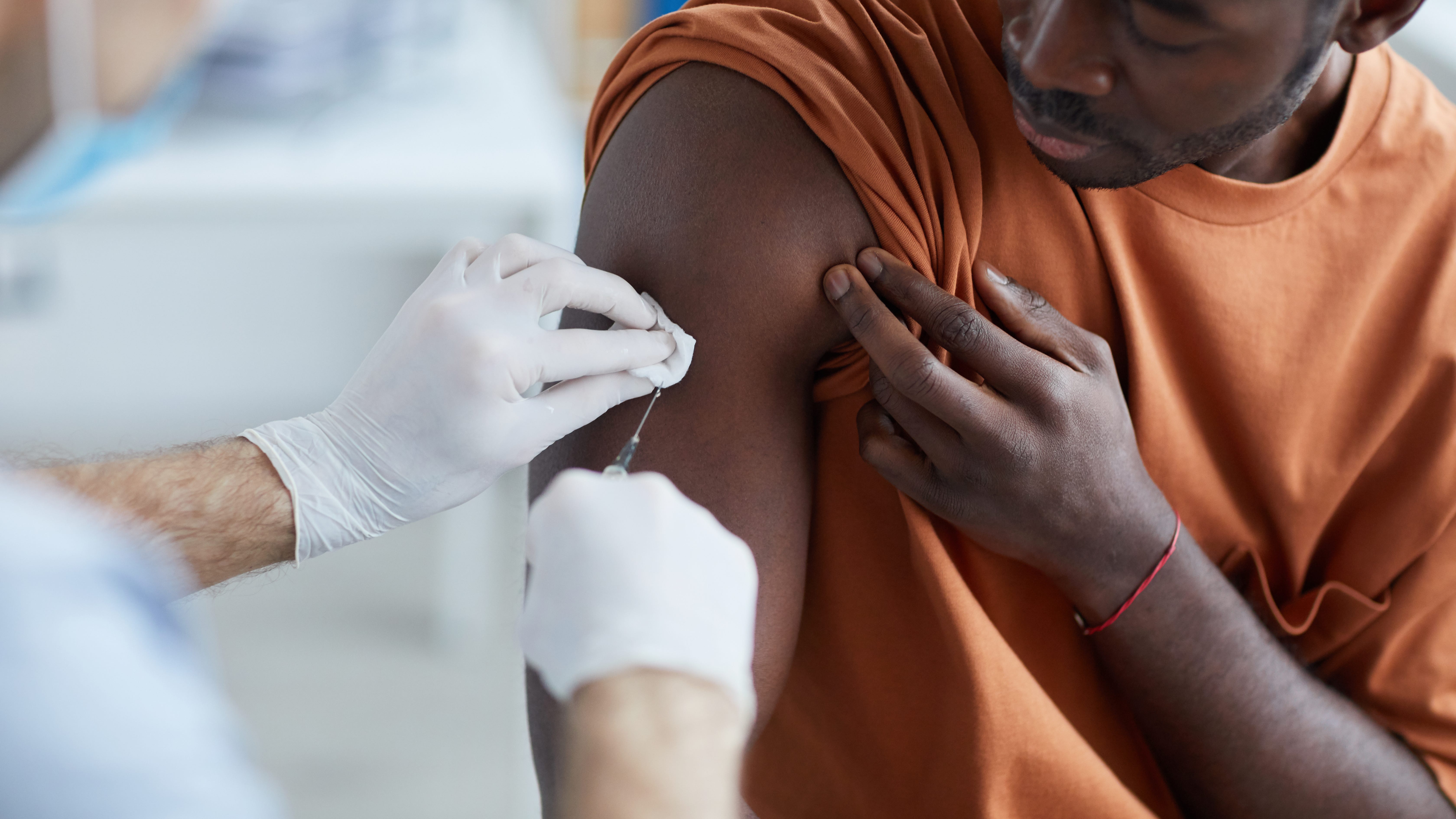 COVID-19 delta variant may help decrease vaccine hesitancy, expert says