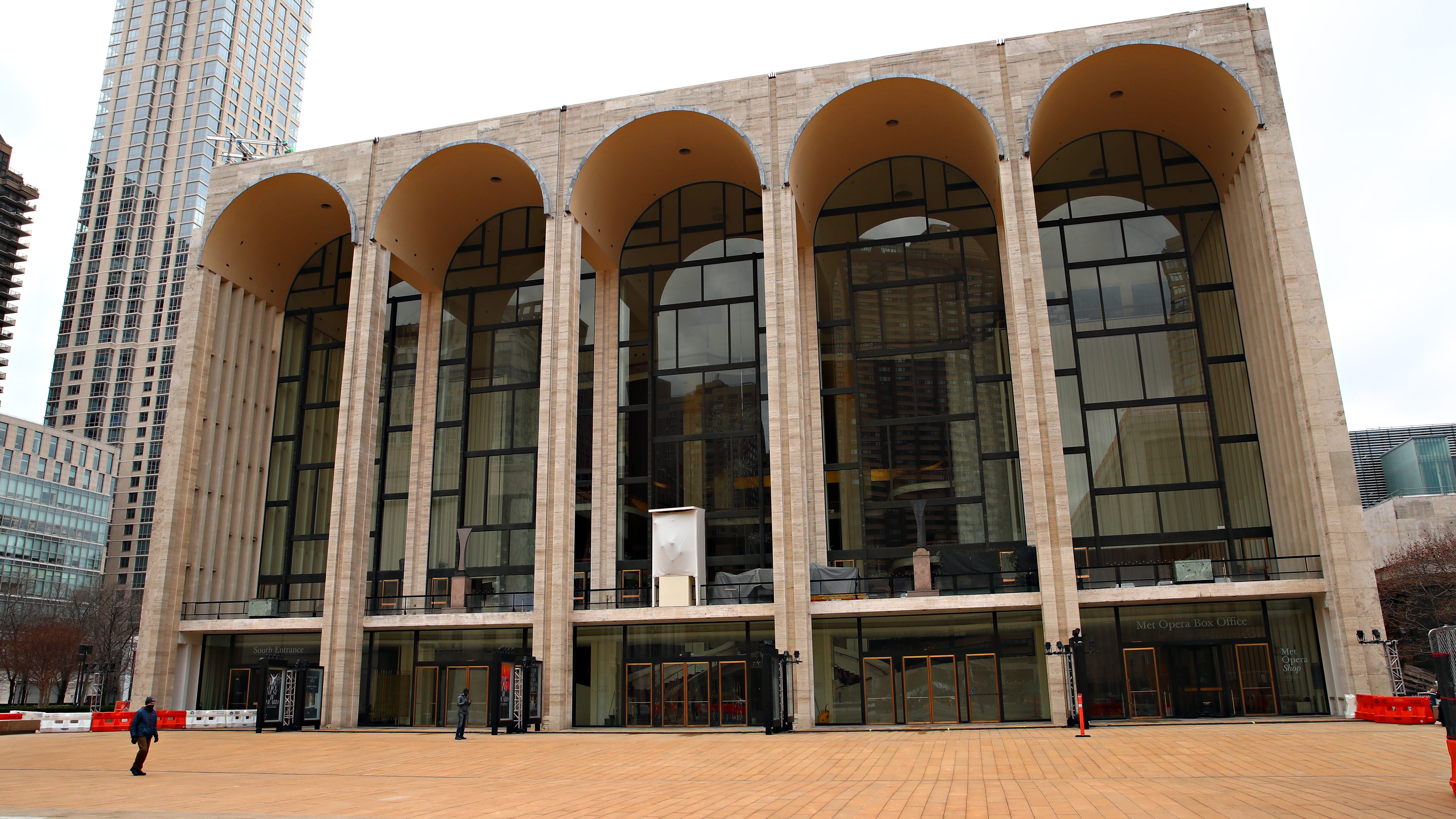 De Blasio: Newly-vaxxed NYers will get free tickets to 'iconic' NYC attractions