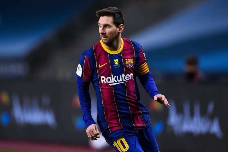 Lionel Messi of FC Barcelona looks on during the Supercopa de Espana Final match between FC Barcelona and Athletic Club at Estadio de La Cartuja on January 17, 2021 in Seville, Spain. 