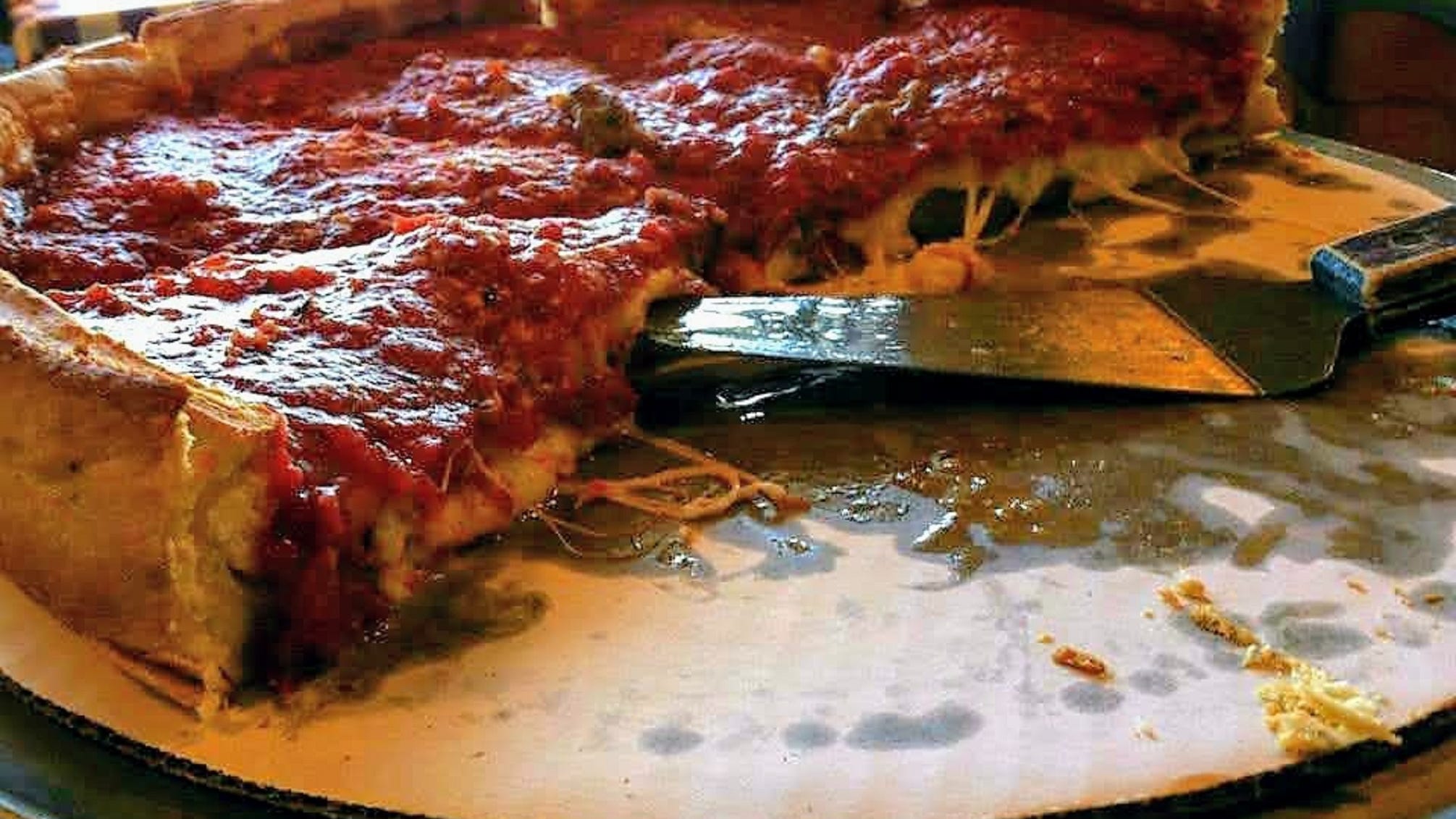 Greektown's PizzaPapalis restaurant will not reopen; items to be sold in auction