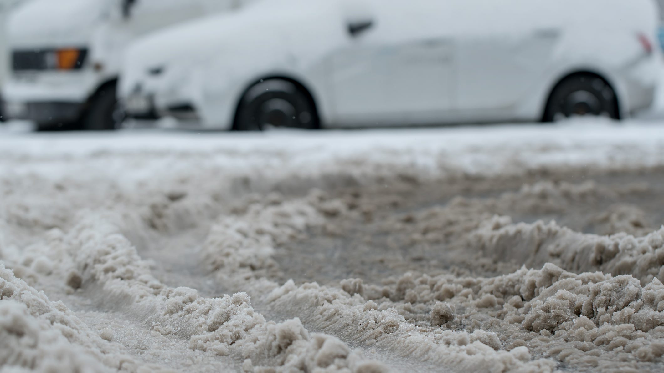 Snow is on the way: Paul Douglas says expect a few inches on Tuesday