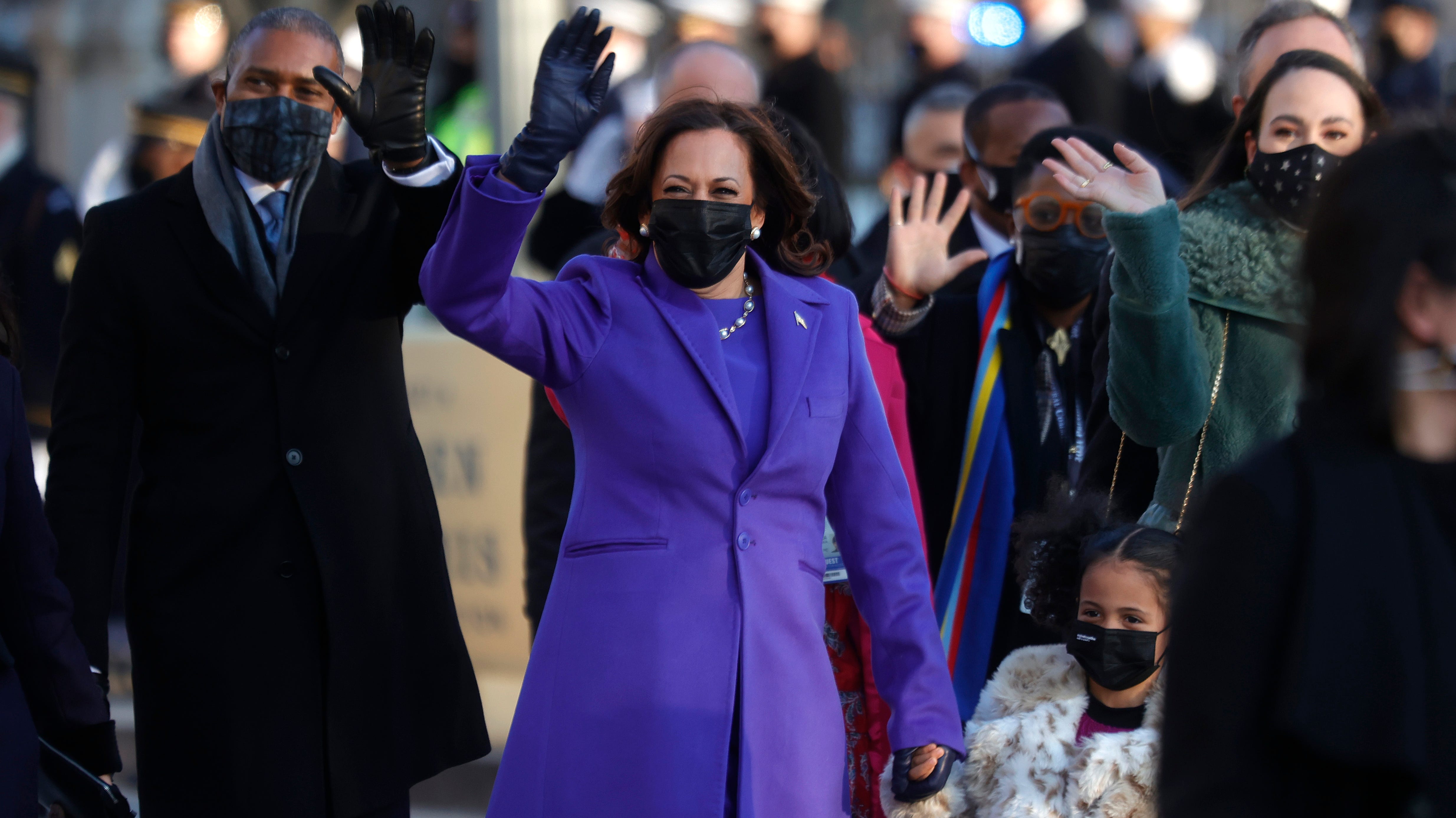 WATCH: Kamala Harris swearing in her own Senate replacement leads to big laugh, 'weird' moment