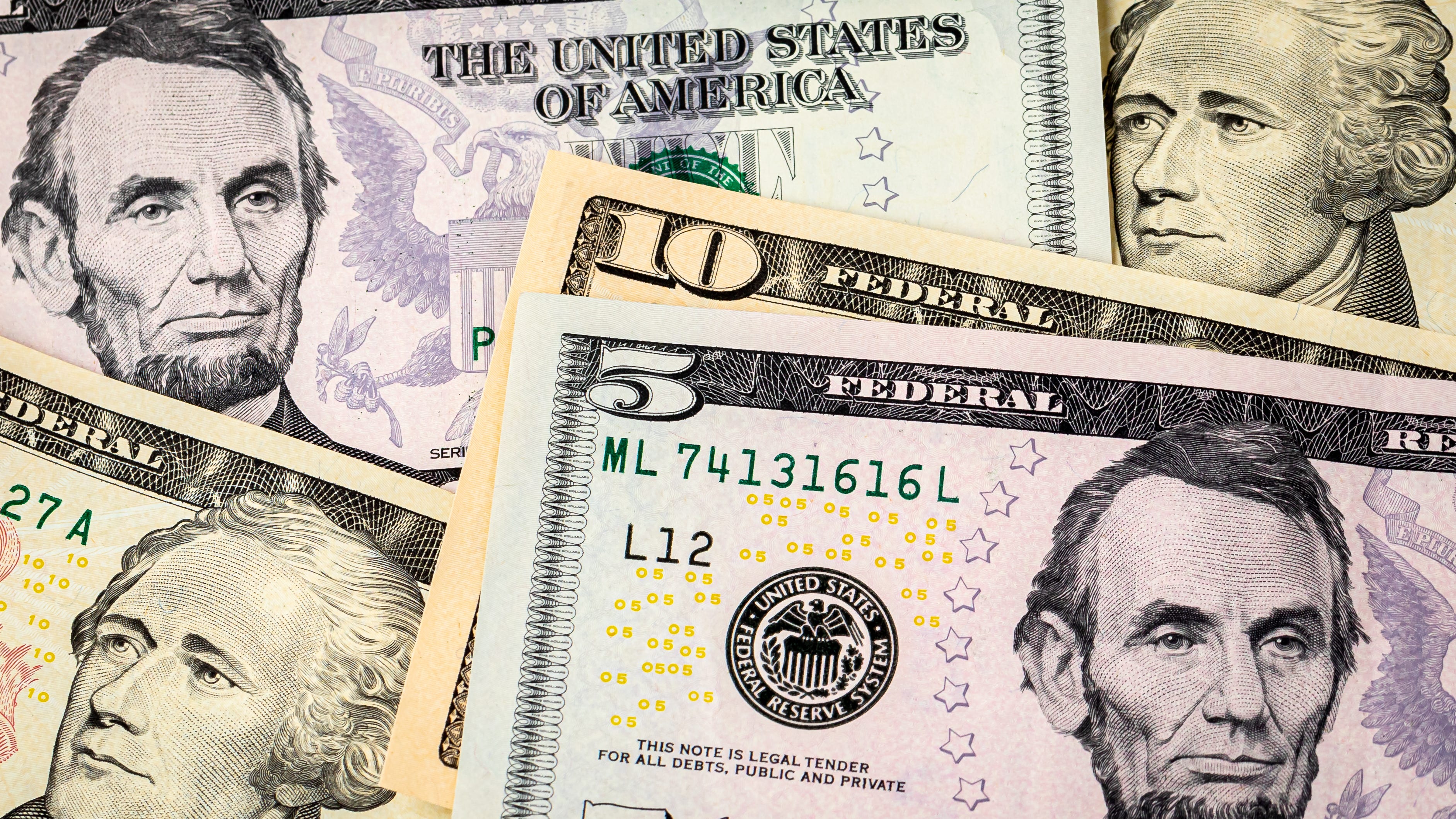 Minimum wage in Chicago rises to $15 an hour