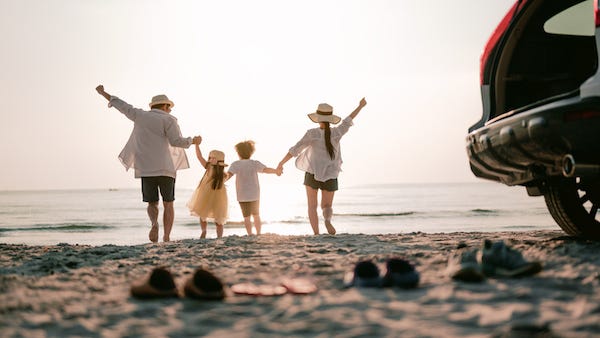 Survey finds the majority of Americans vacation in the same spots every year