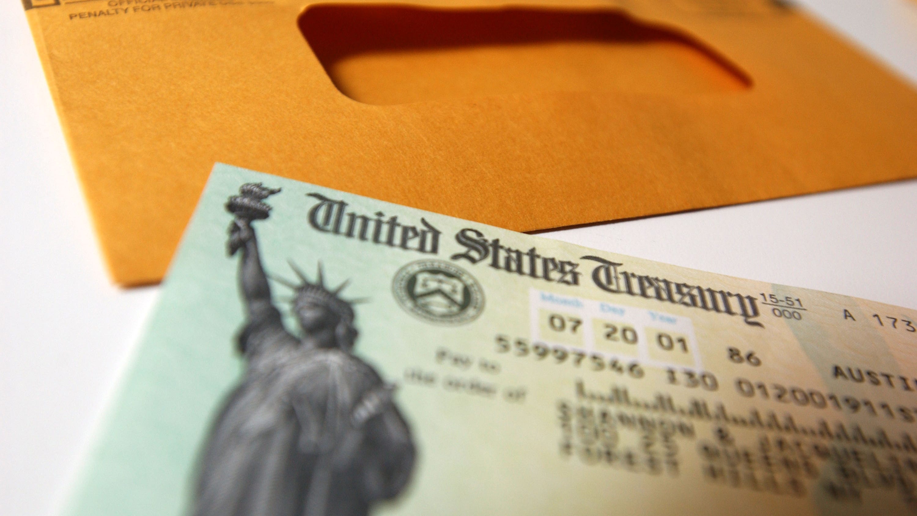 NJ woman sentenced to 13+ years in prison for stealing over $500K in tax refund checks