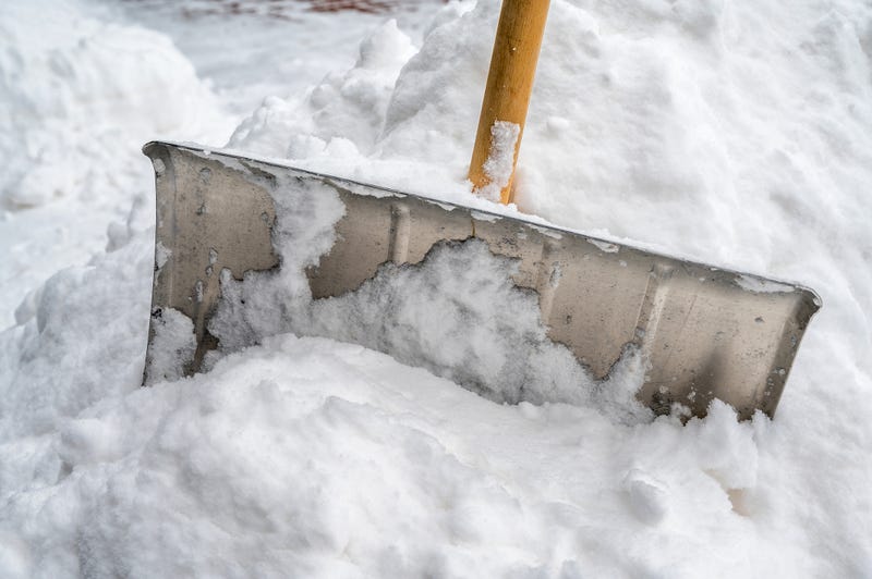 Snow shovel