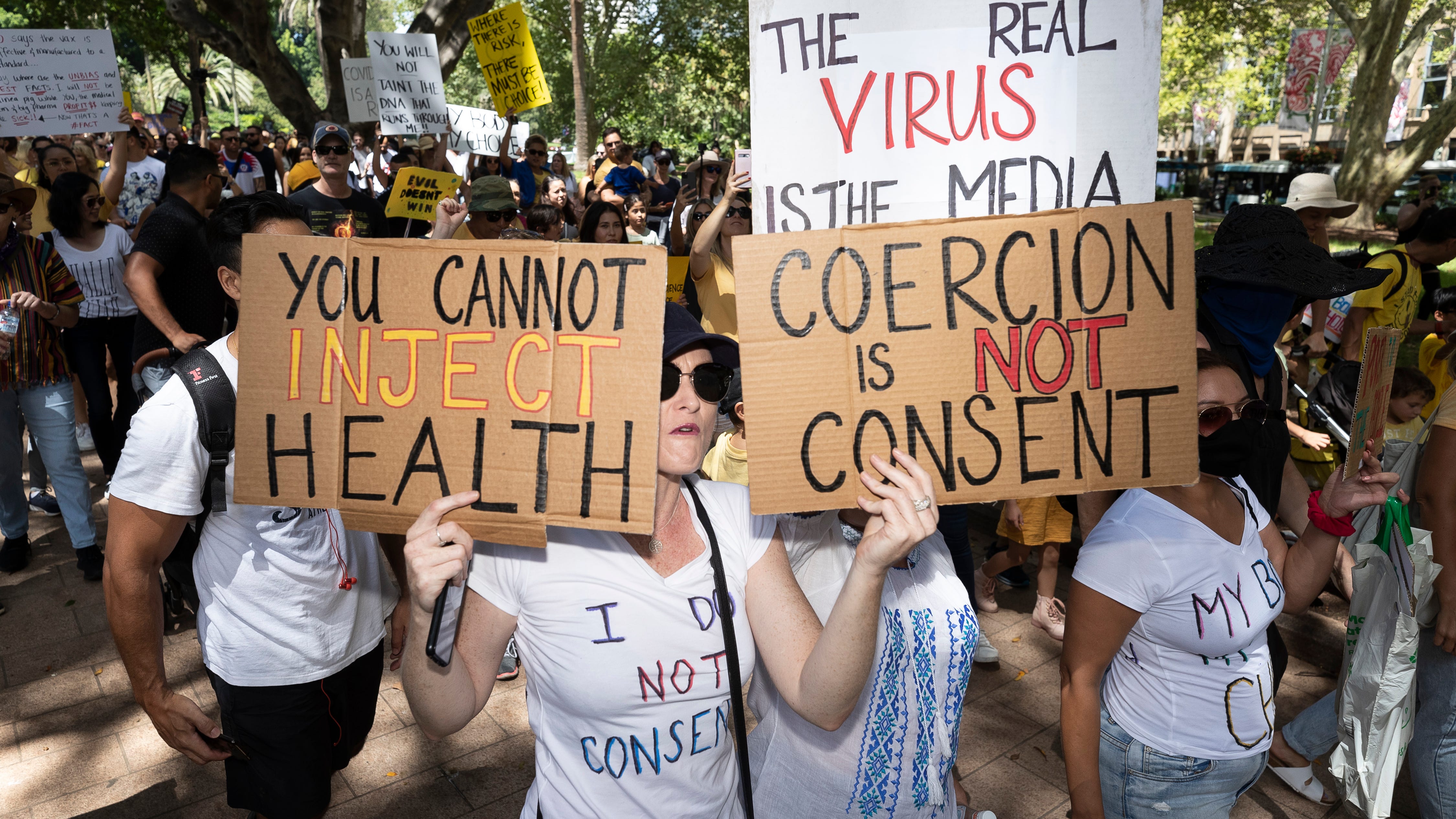 Expert: Anti-vaxxers making 'bad choice' as 'virus has gotten smarter'
