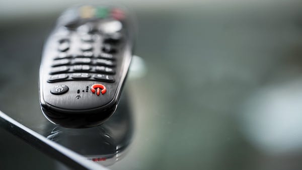 Science confirms you can fix your electronics just by smacking them