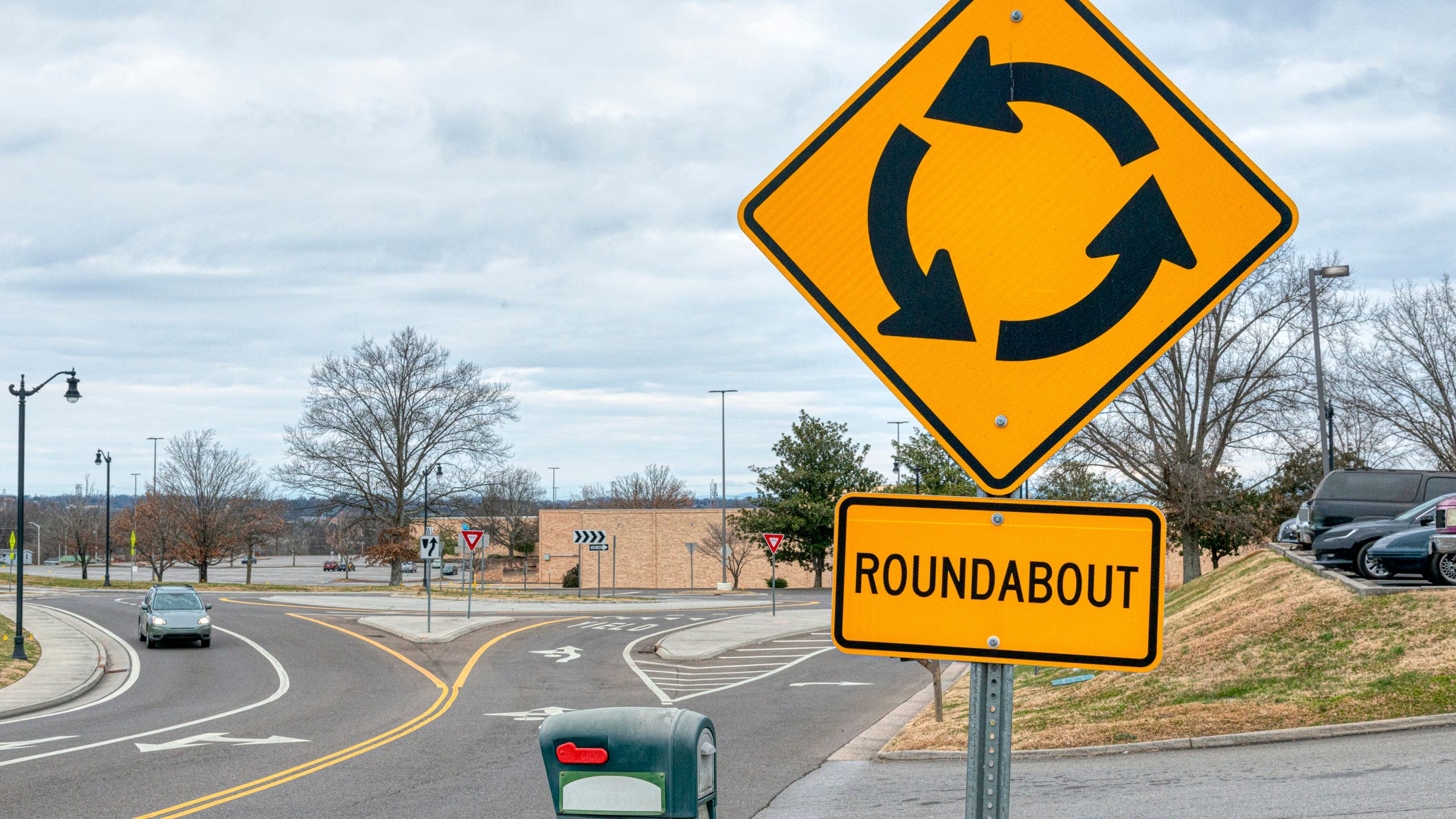 New roundabout on Royal Oak-Beverly Hills border opens ahead of schedule