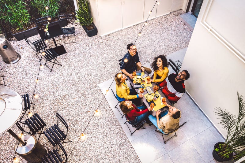Outdoor dining inches closer to permanency in Los Angeles