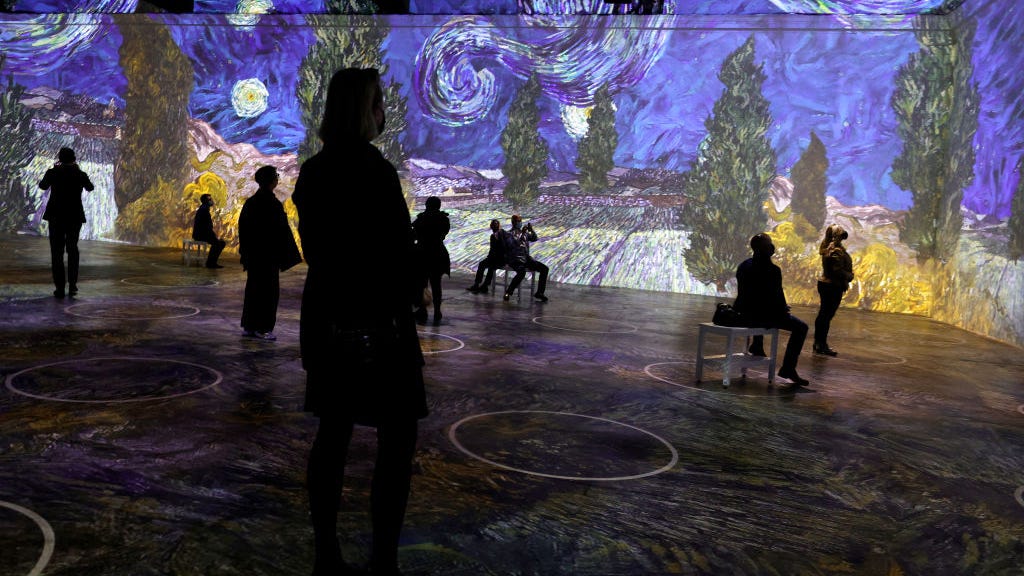 Chicago's Immersive Van Gogh exhibit receives extension