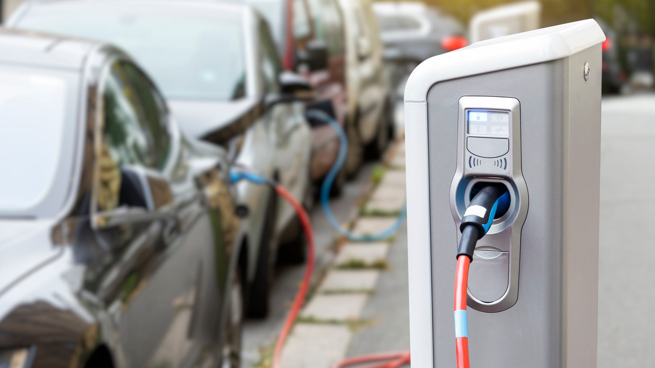 St. Louis County Council eases rules on EV charging stations