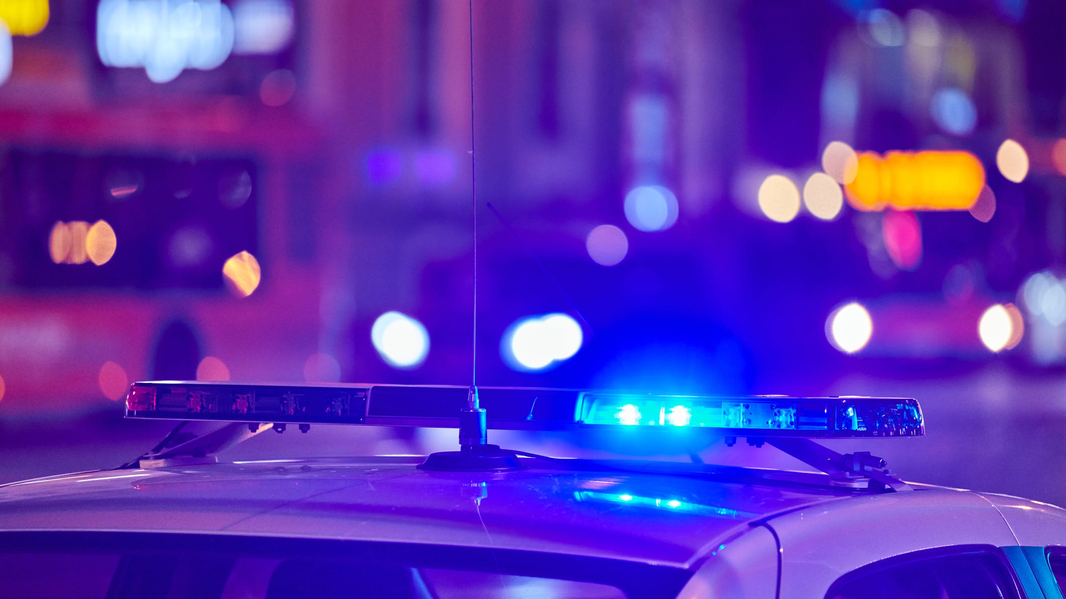 Child drowns in Mountain View apartment pool