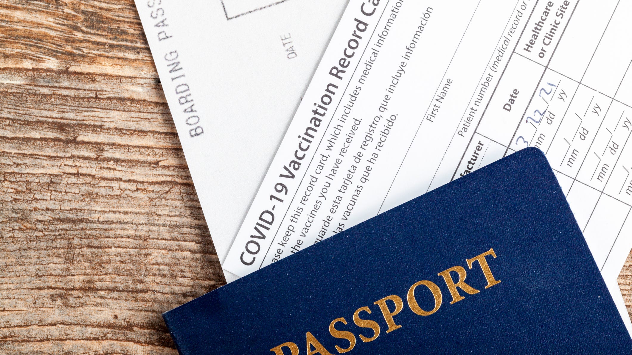 Illinois woman arrested in Hawaii for falsifying 'Maderna' vaccine card