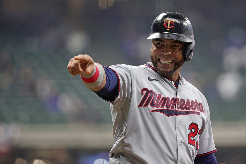 Nelson Cruz winner of 2021 Roberto Clemente Award 