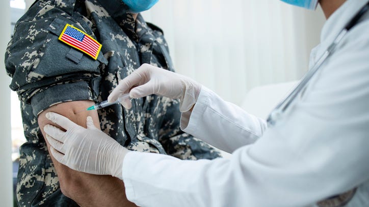 Report: Hundreds of thousands of U.S. military members still not vaccinated