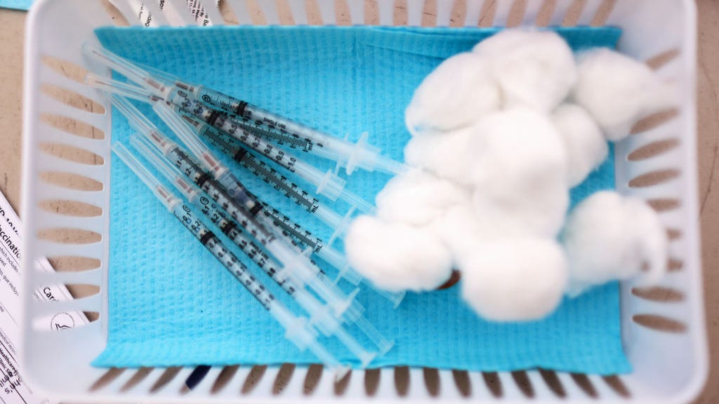 L.A. County pushes COVID vaccines, booster shots ahead of winter