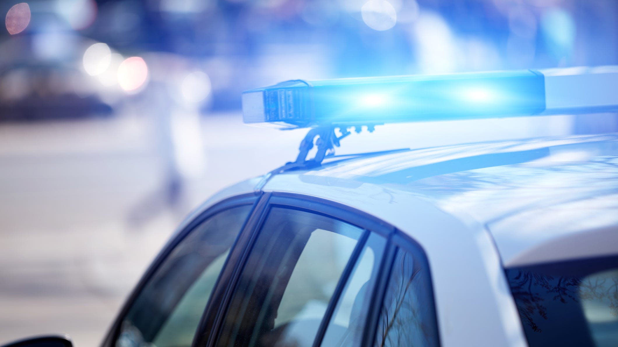 Man in custody after Bay Area rideshare driver jumps from moving vehicle in wild carjacking