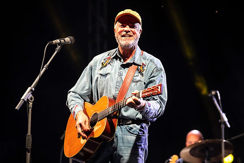 Robert Earl Keen cancels Bass Hall concert because of Covid