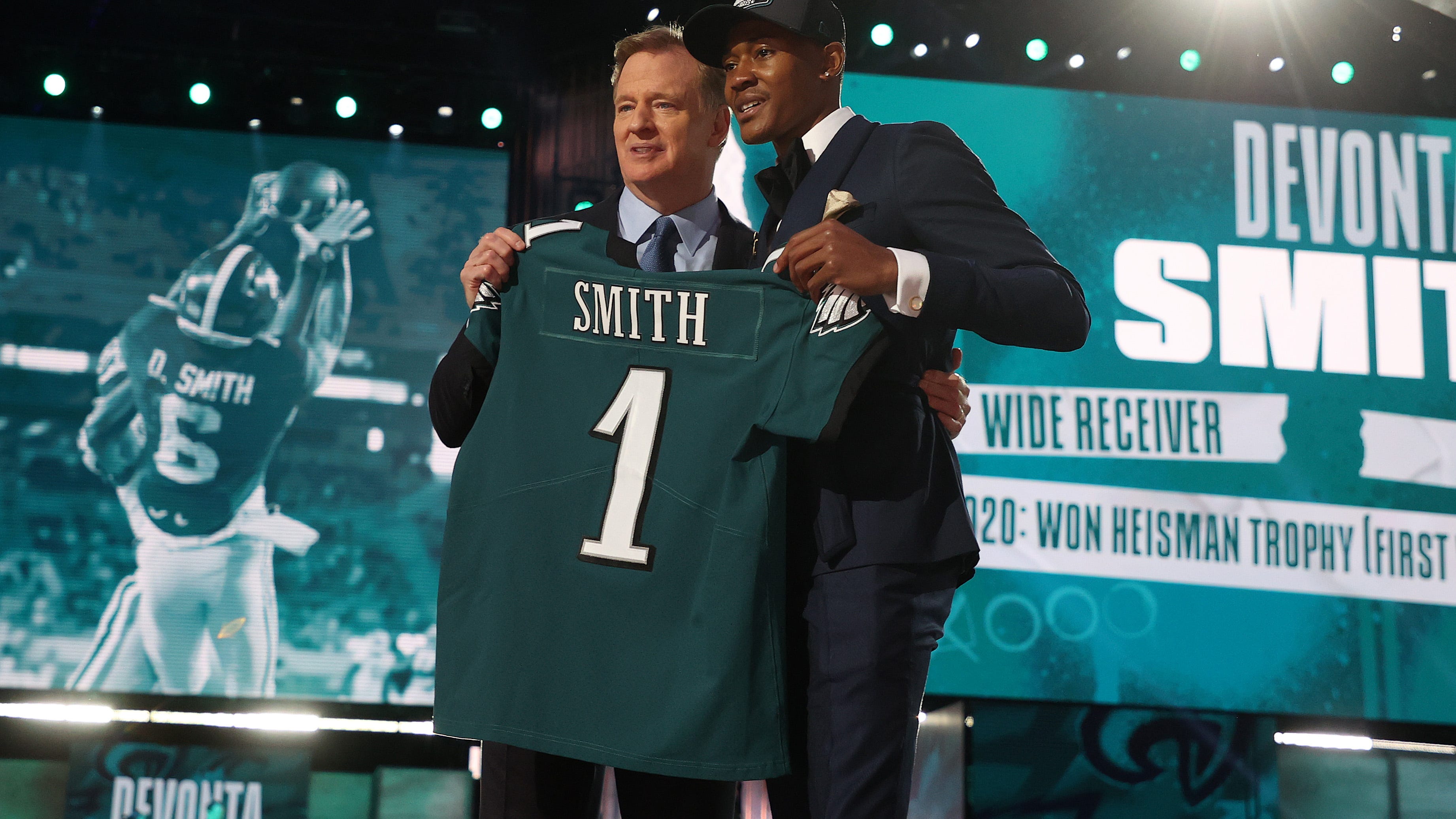 Eagles commentators laud draft pick DeVonta Smith: ‘He checks all the boxes’