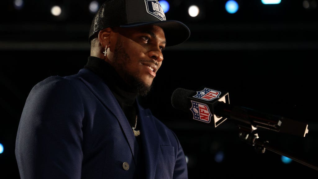 Micah Parsons named NFL Defensive Rookie of the Year