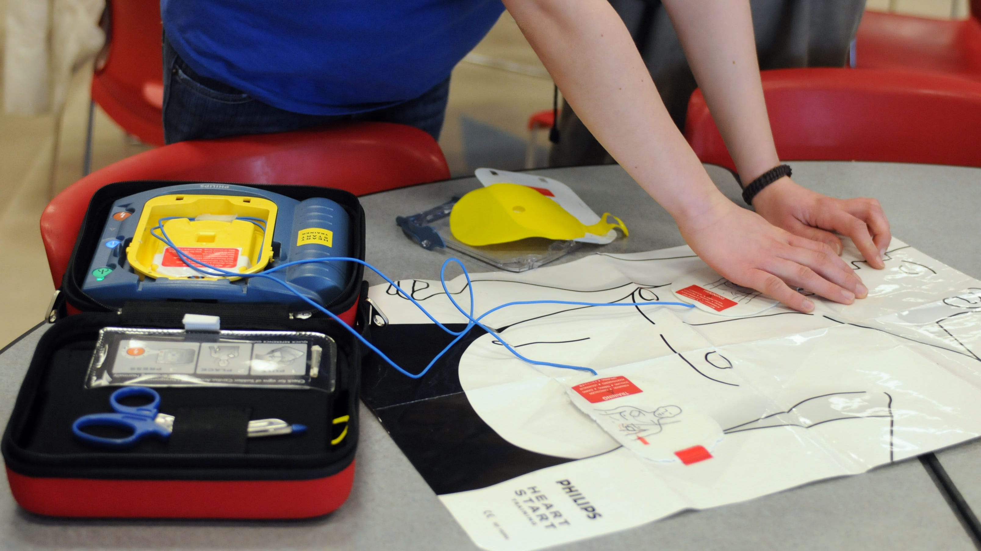 Pa. Senate to consider bill requiring AEDs at all school sporting events