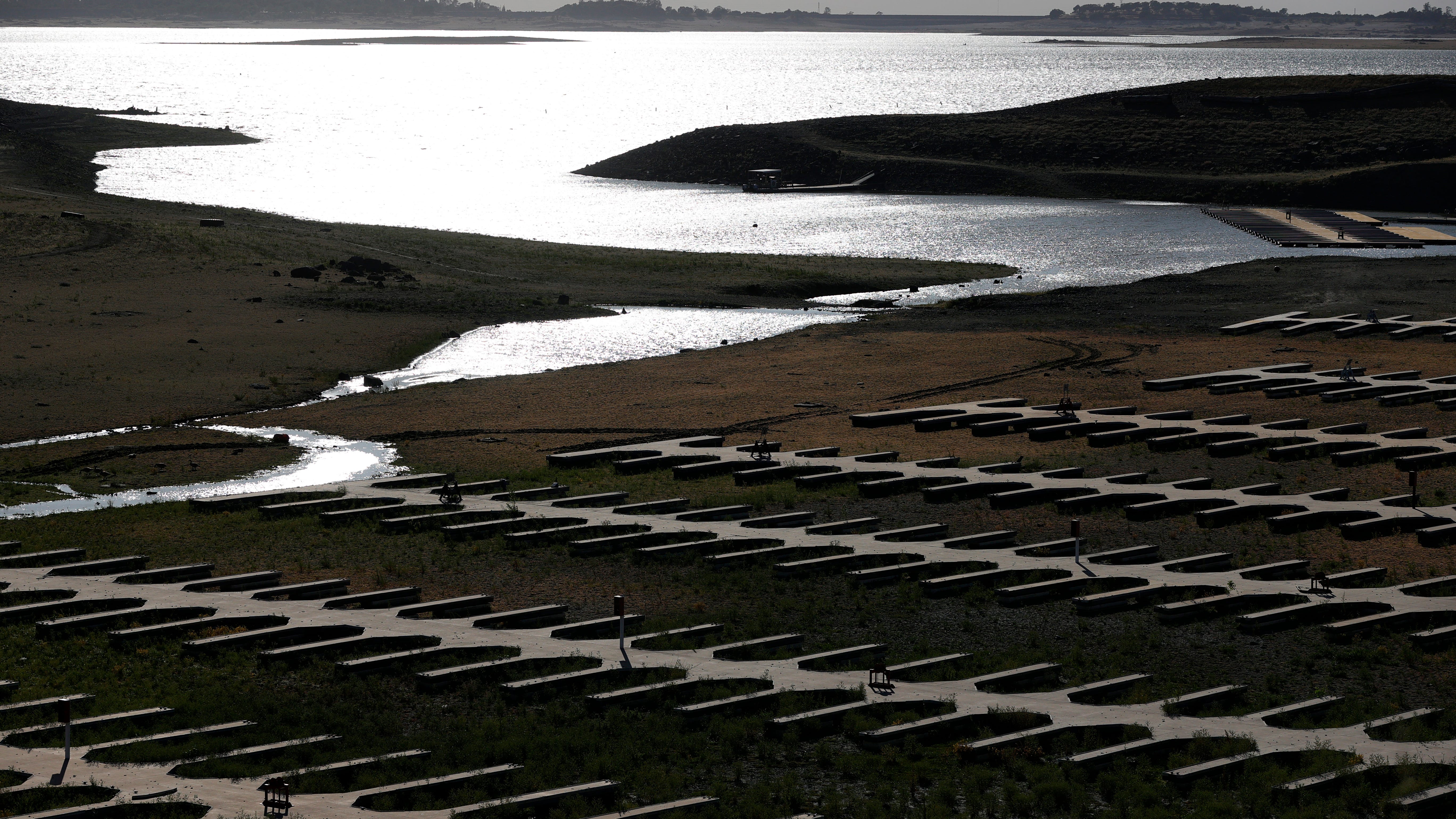 Newsom warns of mandatory water restrictions to combat California drought