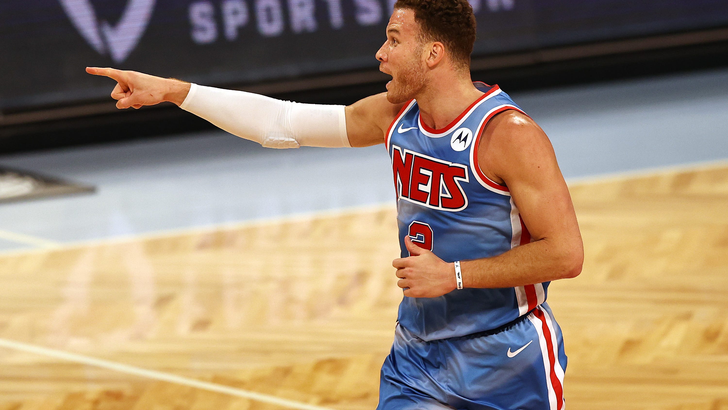 Seth Rogen got a kick out of Blake Griffin’s McLovin-inspired Air Jordans