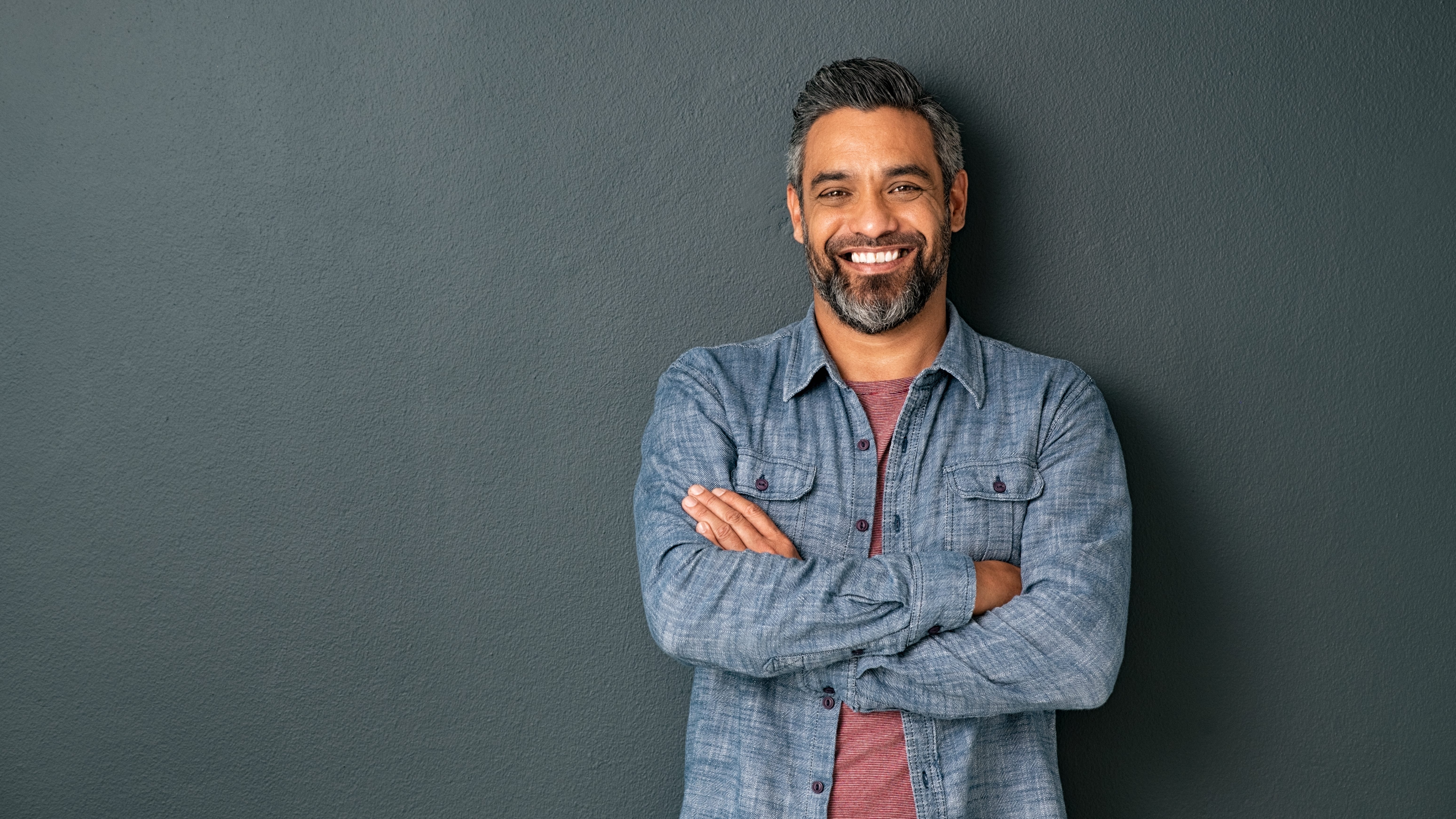 Getting a beard may help you land a job, customers and friends