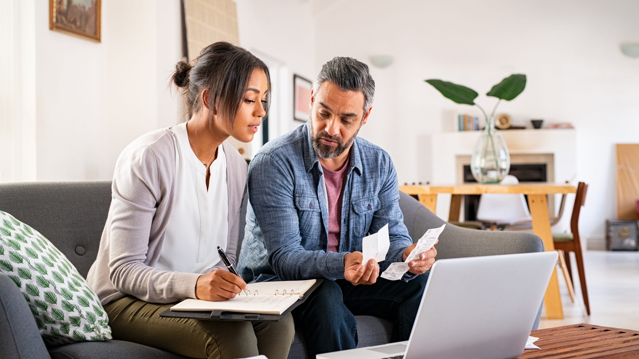 Applications now open for L.A.'s guaranteed income program