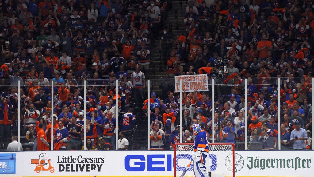 How Bruins' experience can help them silence raucous Nassau Coliseum