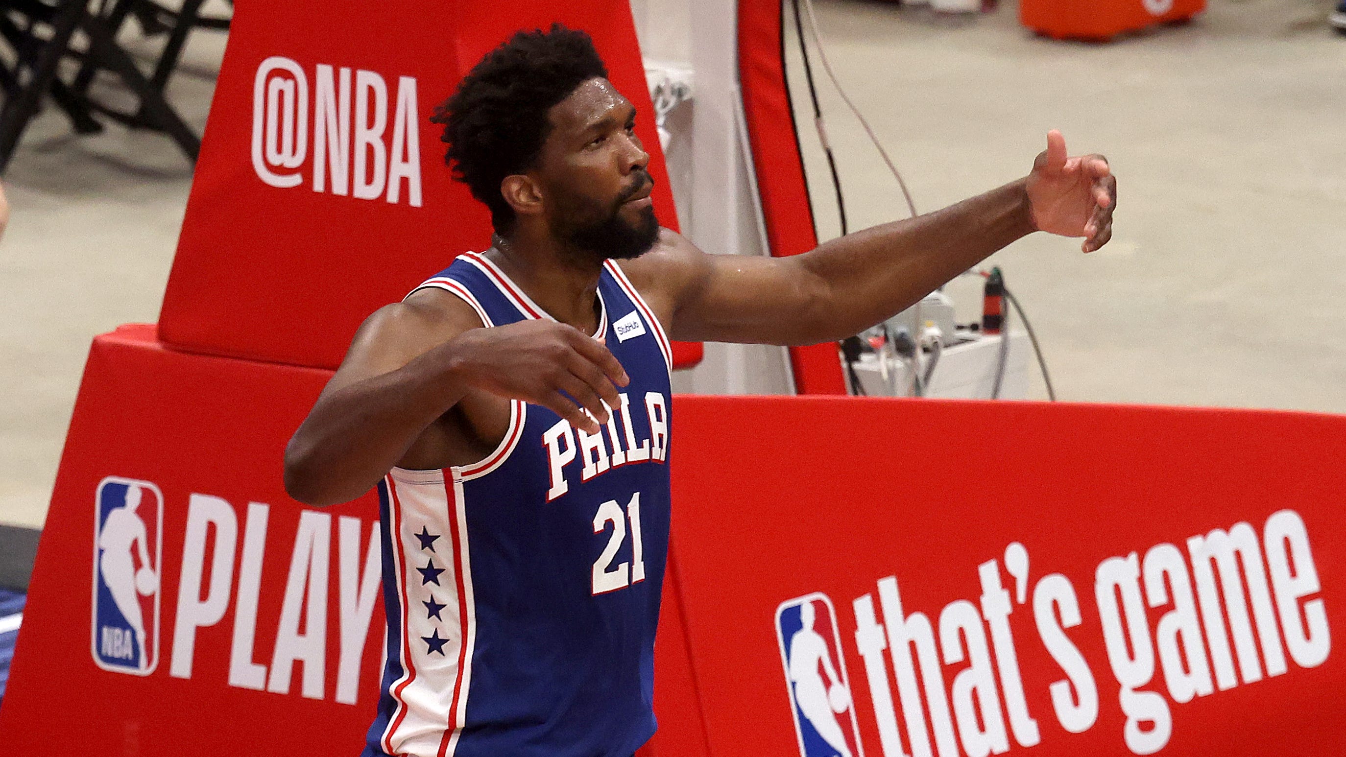 Embiid sets playoff career high, Sixers set franchise record in Game 3 blowout of Wizards