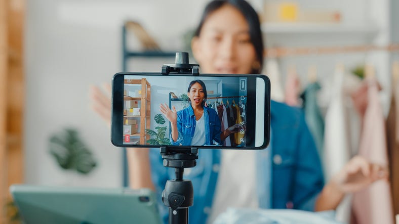 Instagram will begin offering paid subscription services for creators