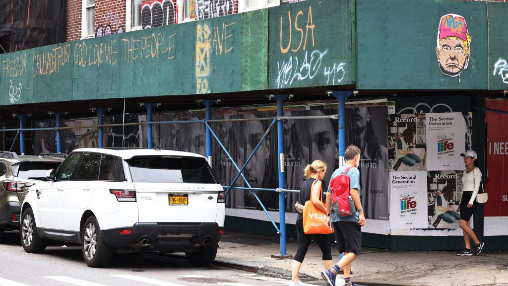 NYC to invest $111M to tear down scaffolding around NYCHA developments